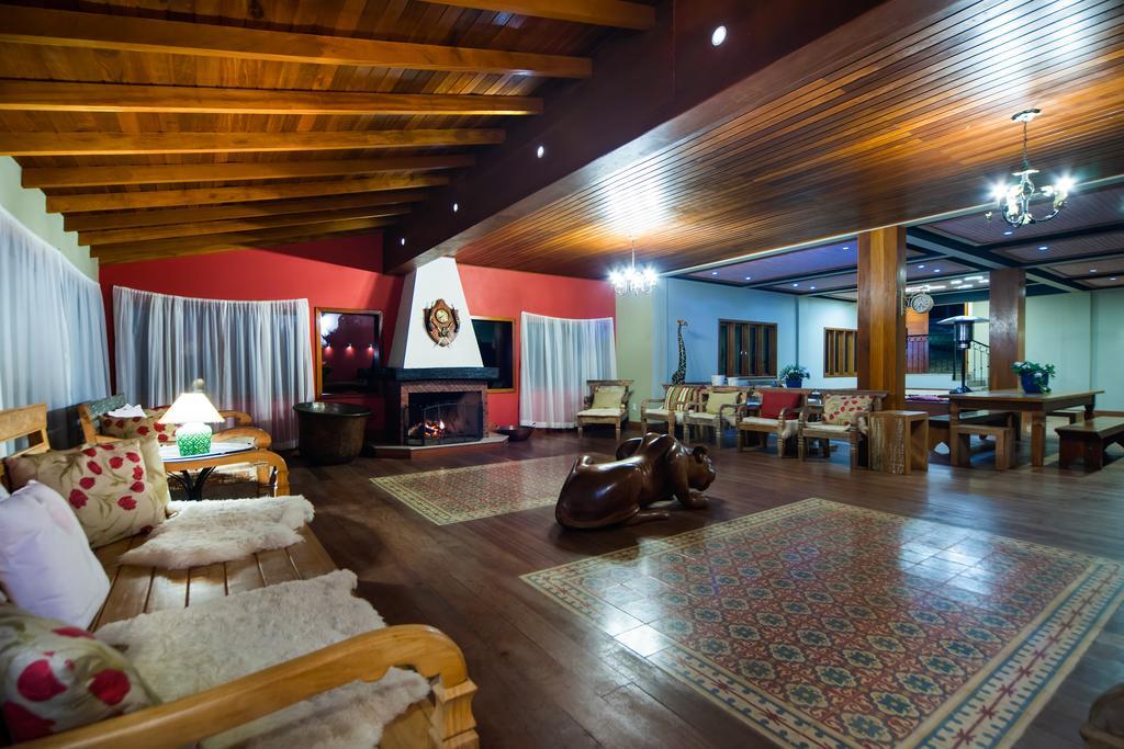 Hotel Pousada Dos Pinhos à Pedra Azul  Extérieur photo