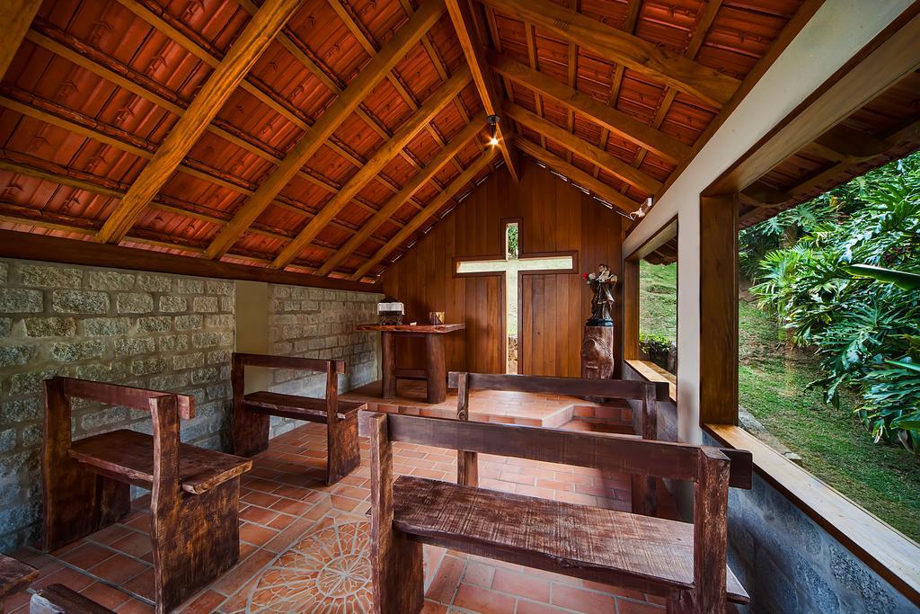 Hotel Pousada Dos Pinhos à Pedra Azul  Extérieur photo
