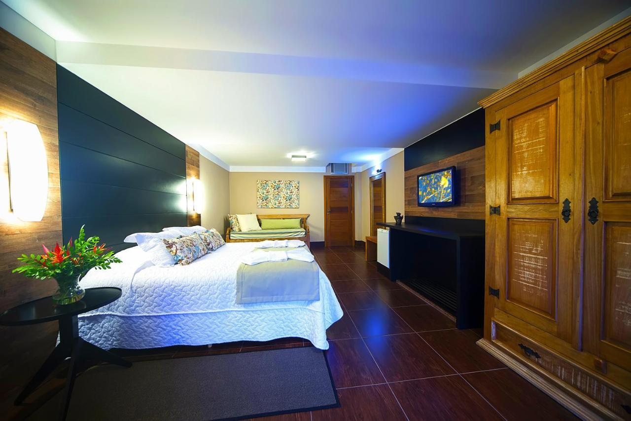 Hotel Pousada Dos Pinhos à Pedra Azul  Extérieur photo